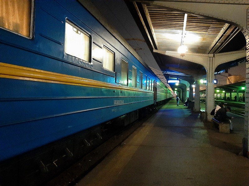 romania moldova night train