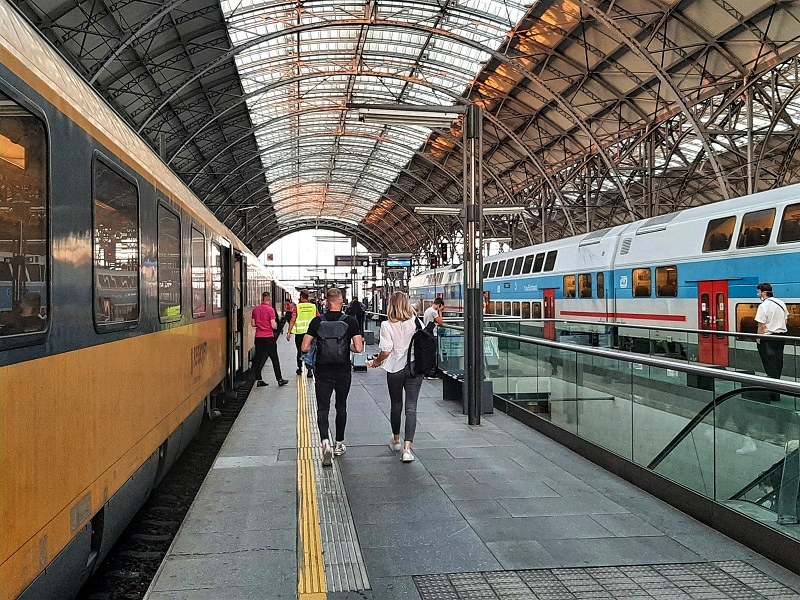 regiojet train business class review prague olomouc