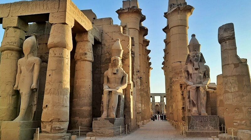 luxor temple ancient thebes egypt visit