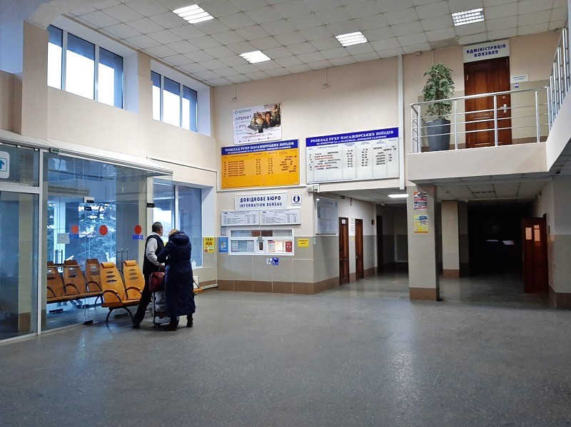 mariupol train station