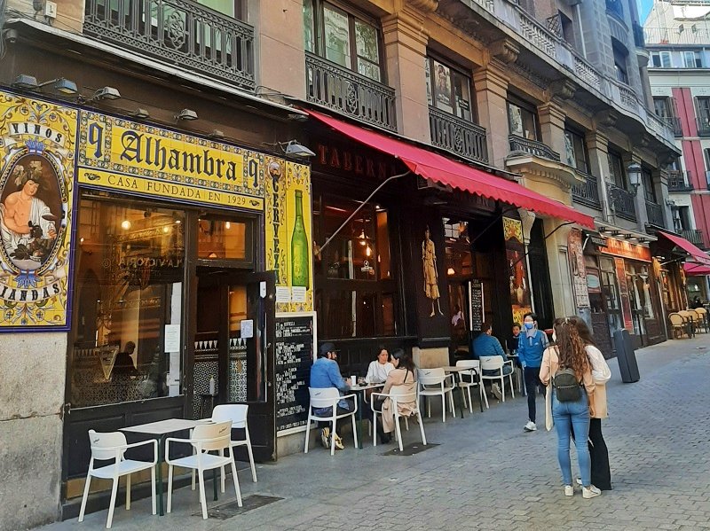 alhambra bar restaurant