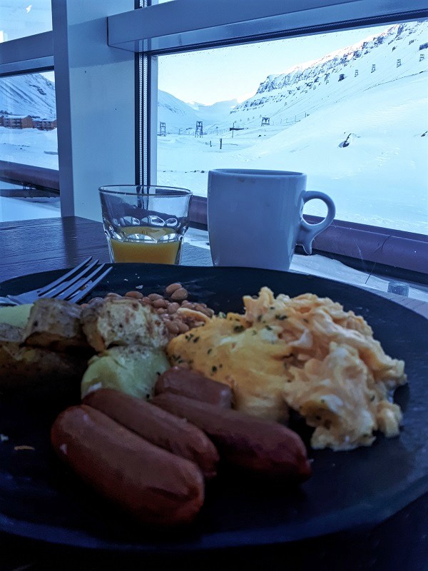 polarrigg review mary-ann's hotel svalbard longyearbyen