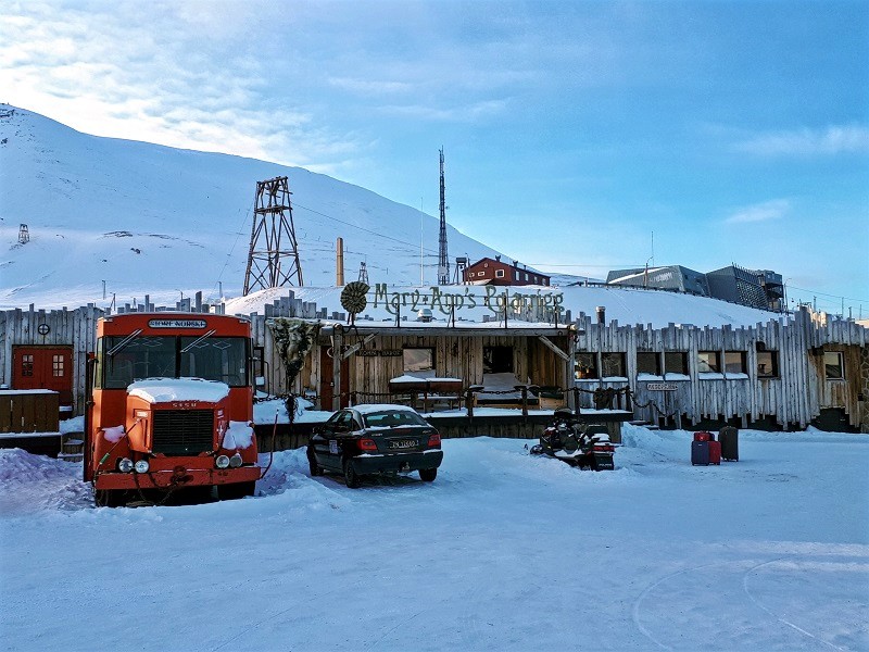 polarrigg review mary-ann's hotel svalbard longyearbyen