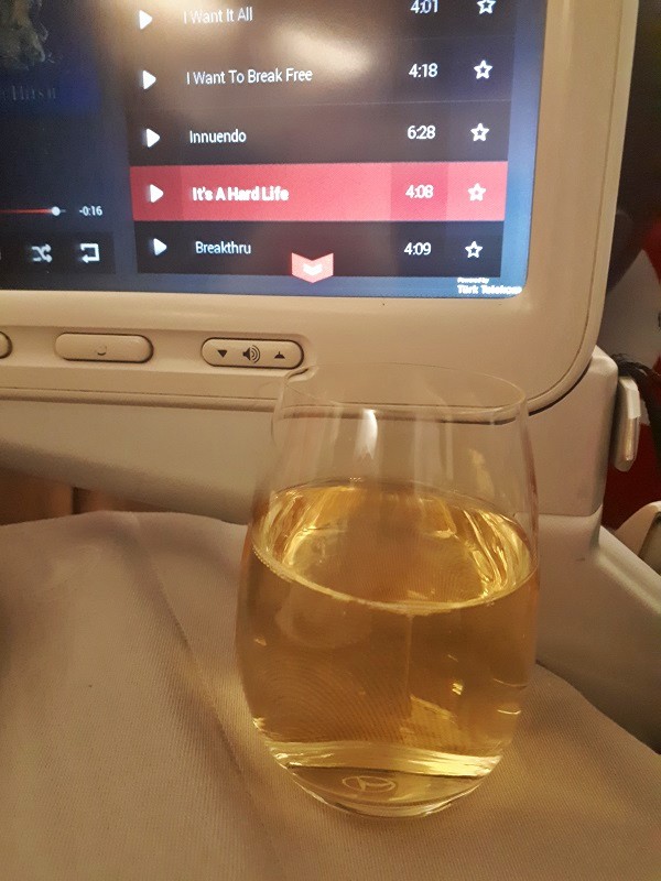 champagne turkish airlines