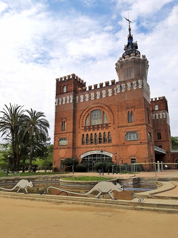 castle of the three dragons barcelona