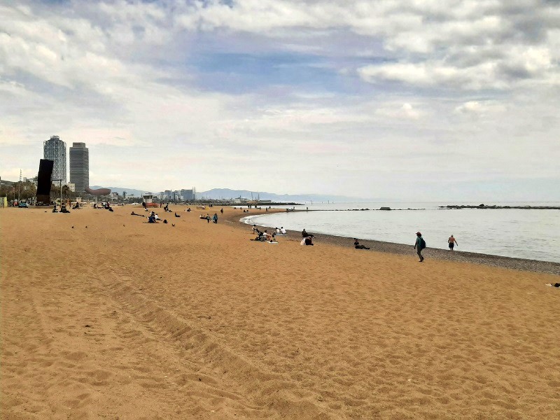 barceloneta beach