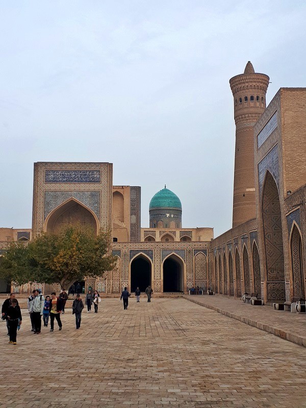 kalon mosque bukhara