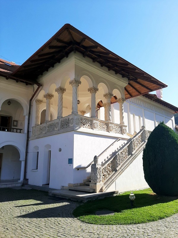 sambata de sus monastery branoveanu style architecture