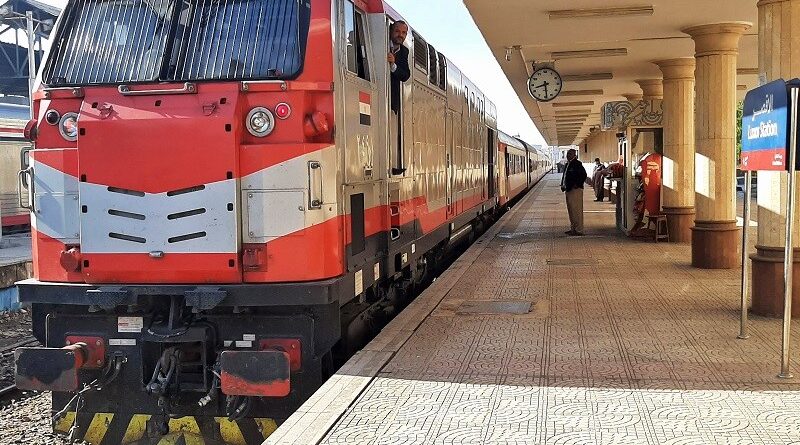 luxor cairo express train egypt