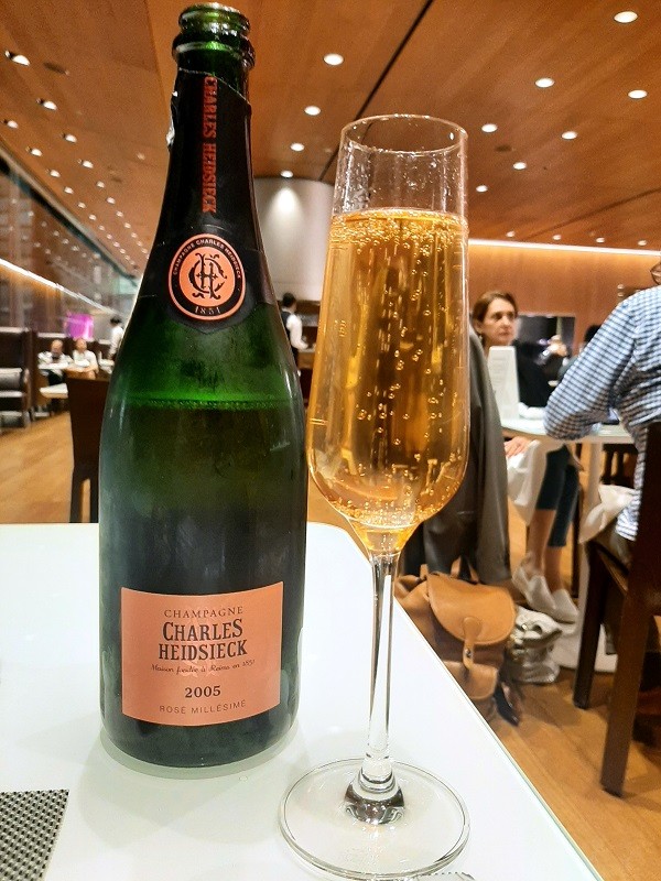 vintage champagne qatar airways al mourjan business lounge doha airport