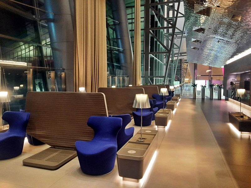 qatar airways al mourjan business lounge doha airport review