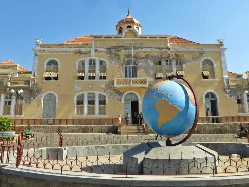 mindelo cape verde colonial architecture