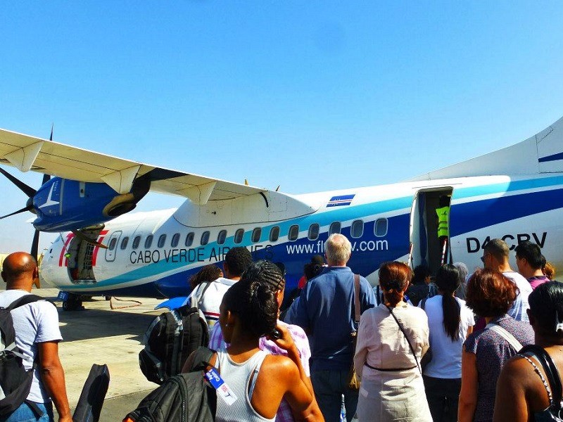 Sal Airport São Vicente flight Cape Verde airlines