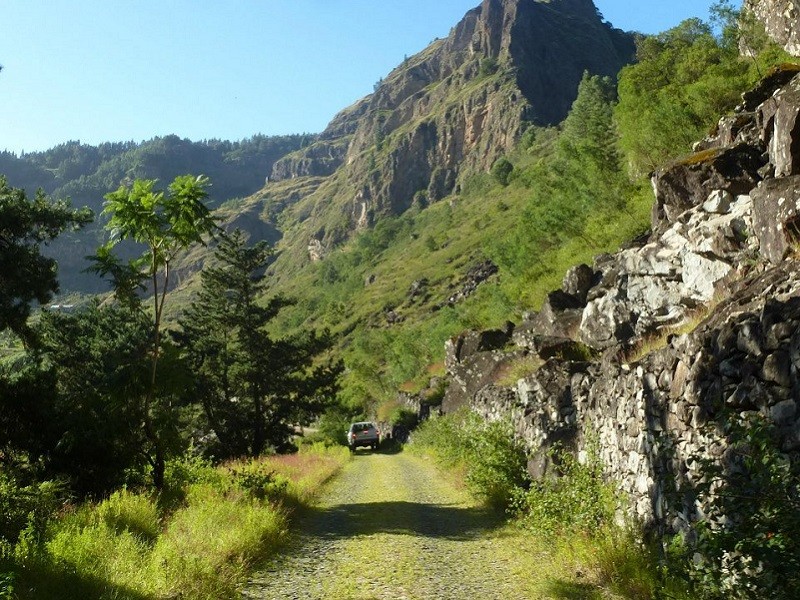 caldera road santo Antão island