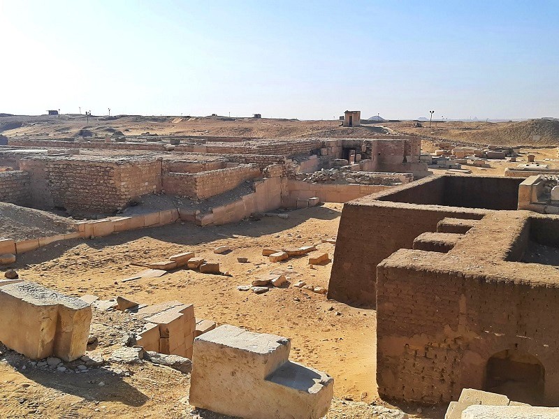 saqqara necropolis