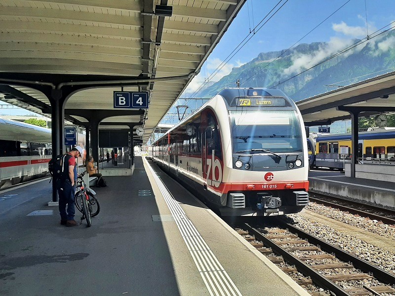 zentralbahn interlaken ost lucerne luzern golden pass Brünig Railway