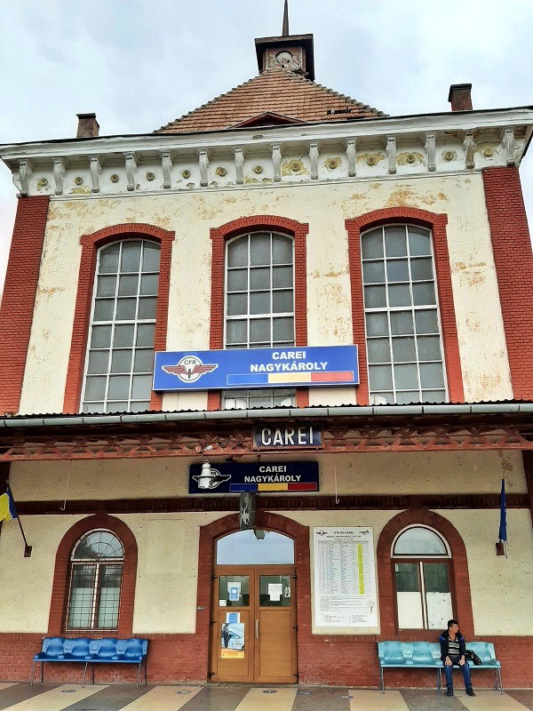 carei railway station satu mare night train