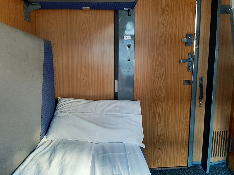 sleeper compartment