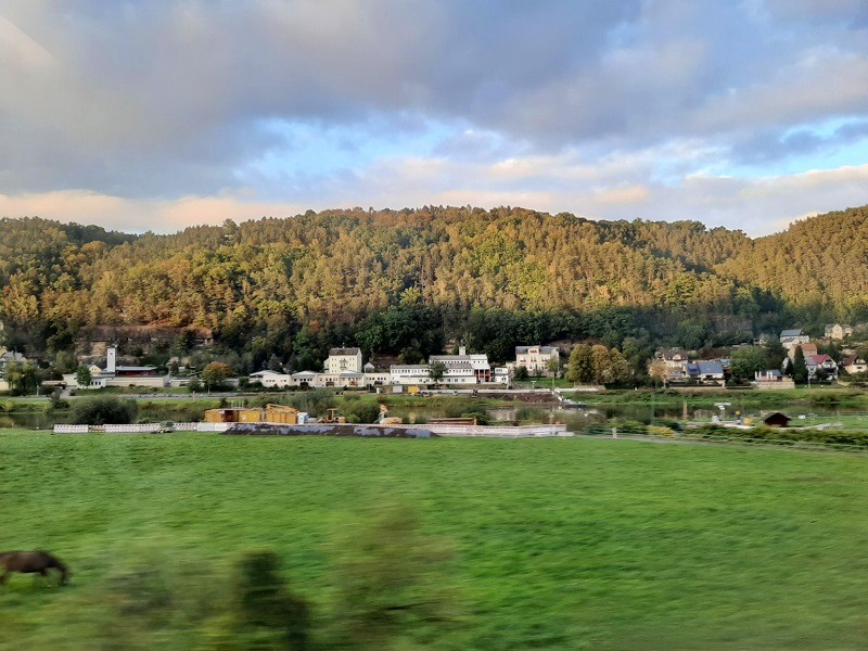 view railway elbe