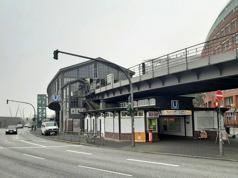 Baumwall (Elbphilharmonie) metro station