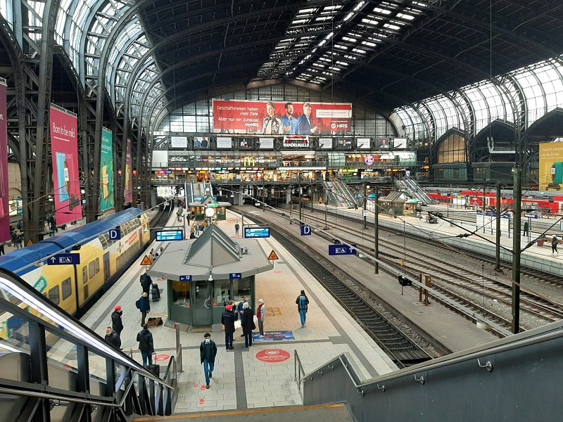 Hamburg hbf train station