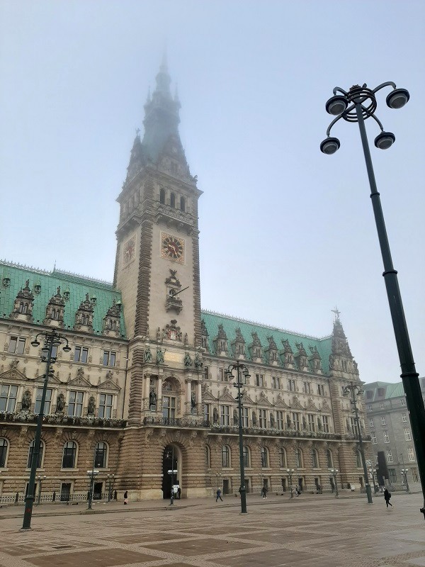 hamburg city hall