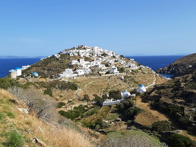 kastro sifnos cyclades beautiful greek island