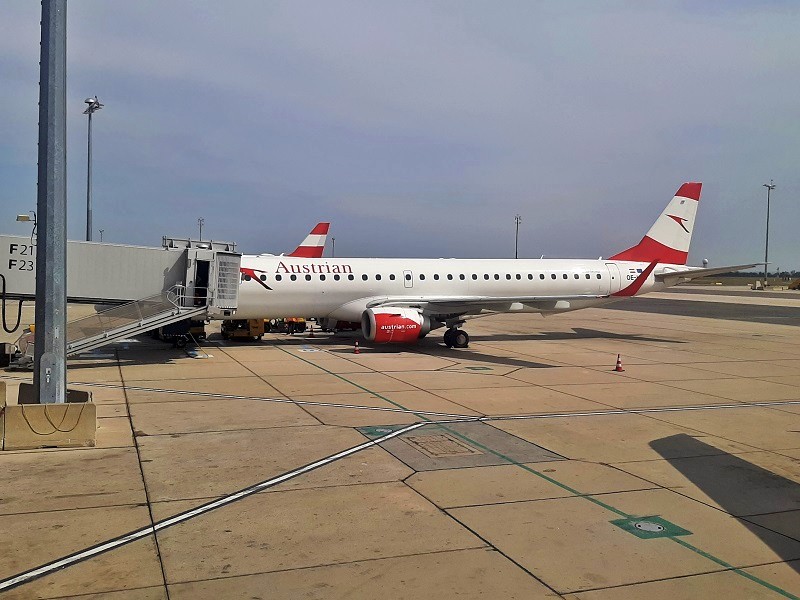 austrian airlines aircraft vienna economy class