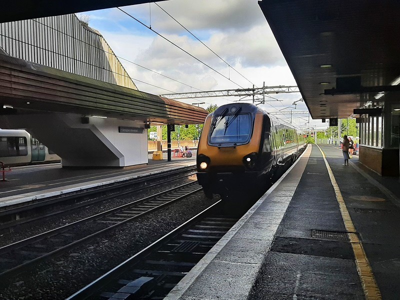 crosscountry train birmingham international reading