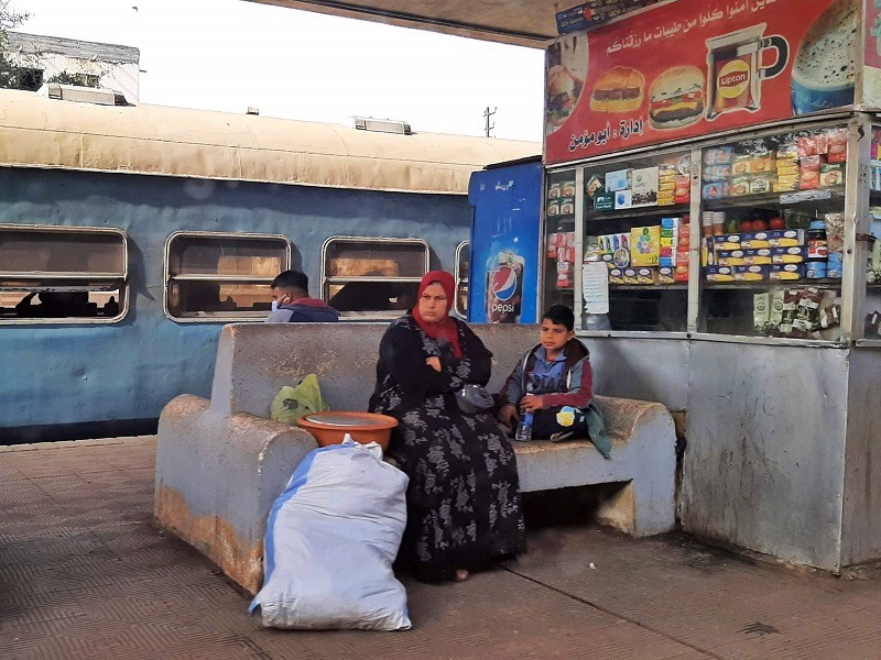 tanta railway station cairo alexandria train egypt