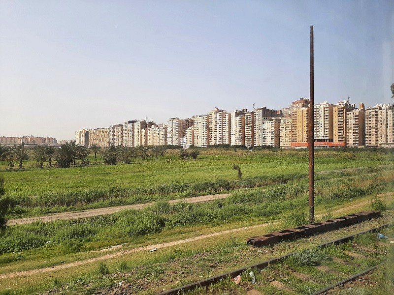 alexandria approach railway line train cairo