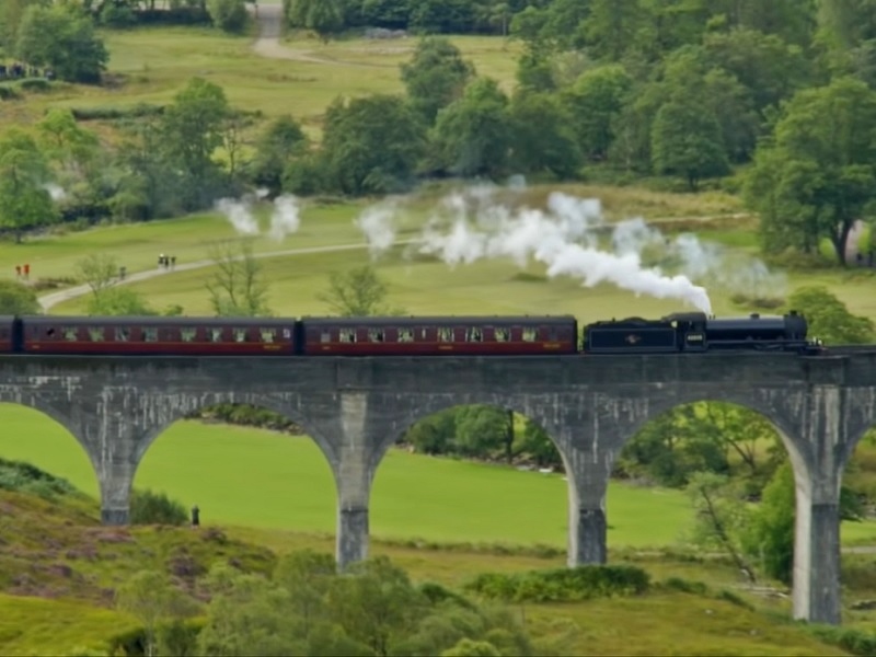 jacobite steam train harry potter hogwarts express