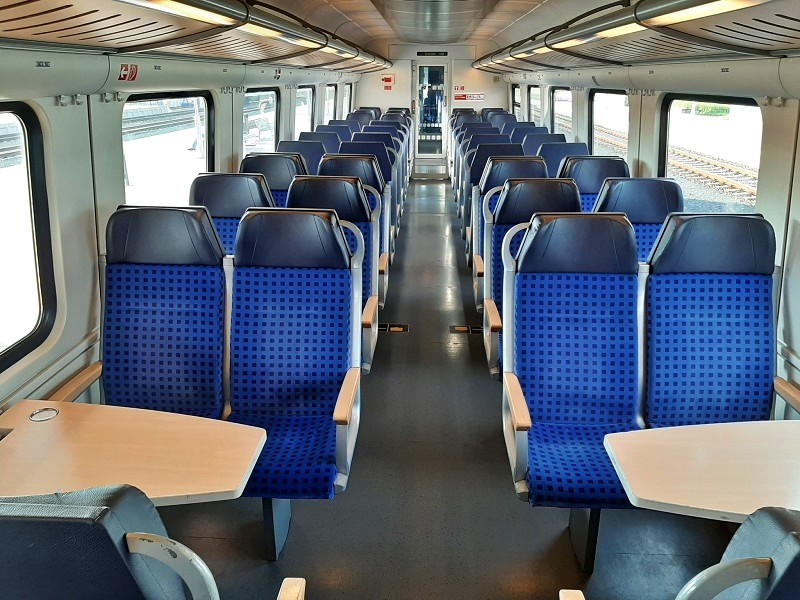 second class regional express neigezug regioswinger nuremberg cheb