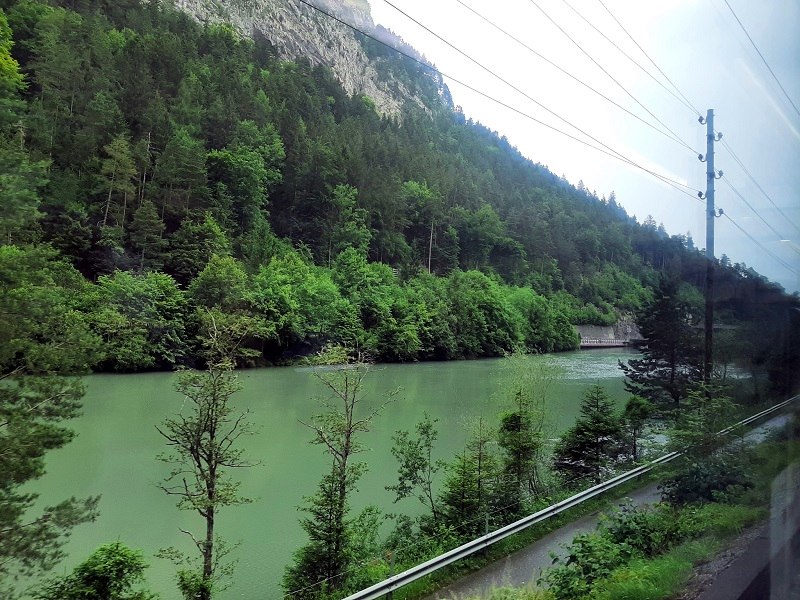 train river simmen railway spiez zweisimmen