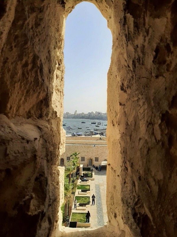 arrowslit fort