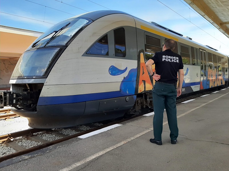 ruse bucharest train bulgaria