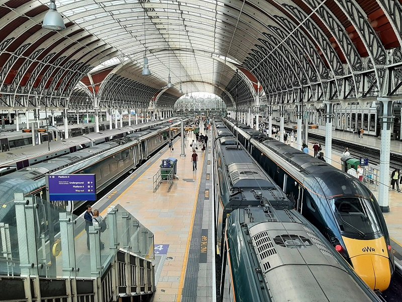 london paddington station gwr trains