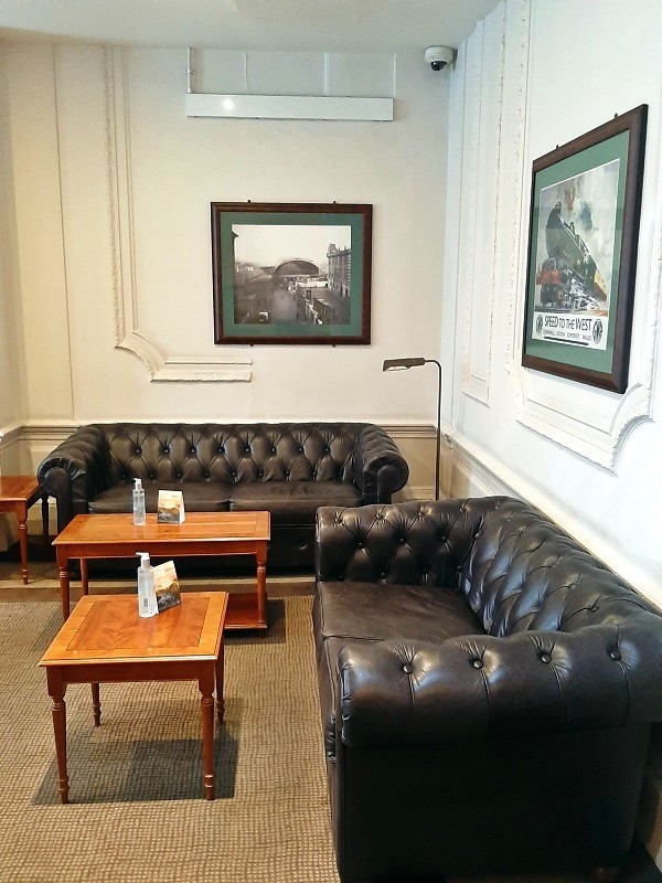 couches gwr first class lounge paddington