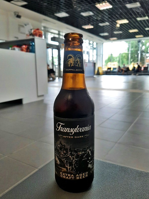 airport beer
