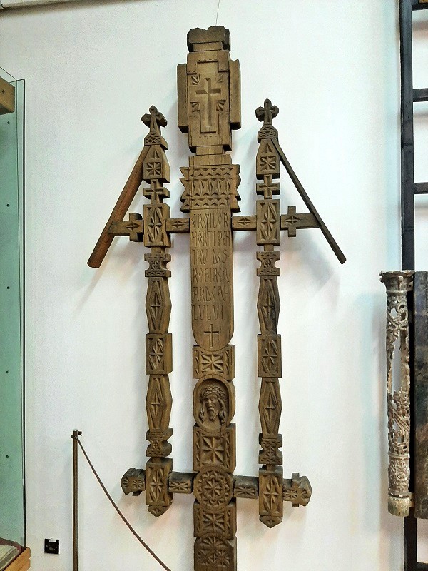 wood carved cross