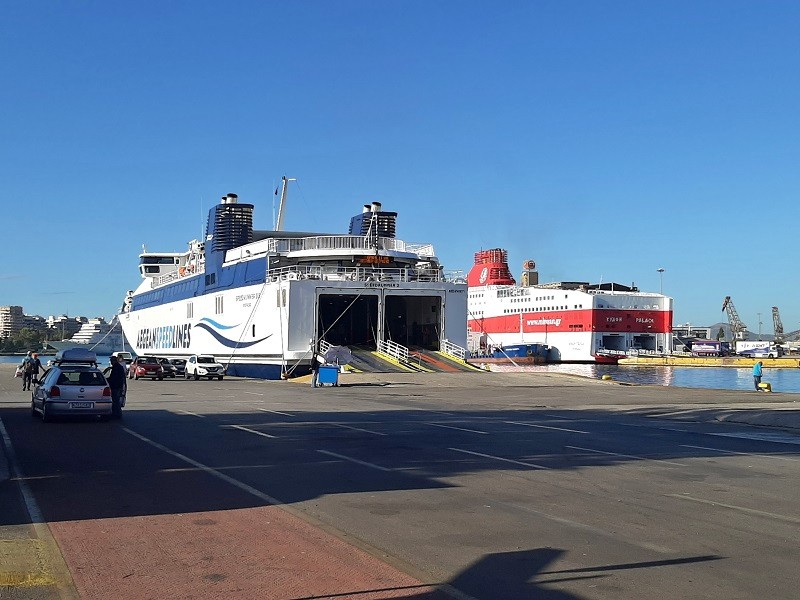 aegean speed lines ferry piraeus