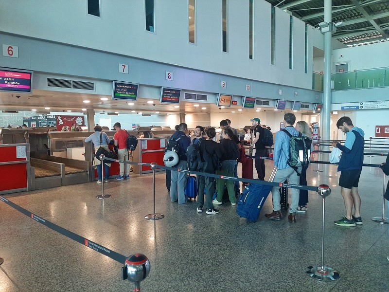 check-in desks tirana airport