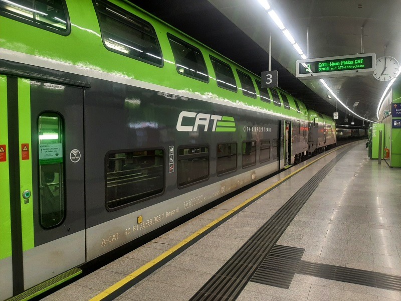 city airport train cat vienna airport station