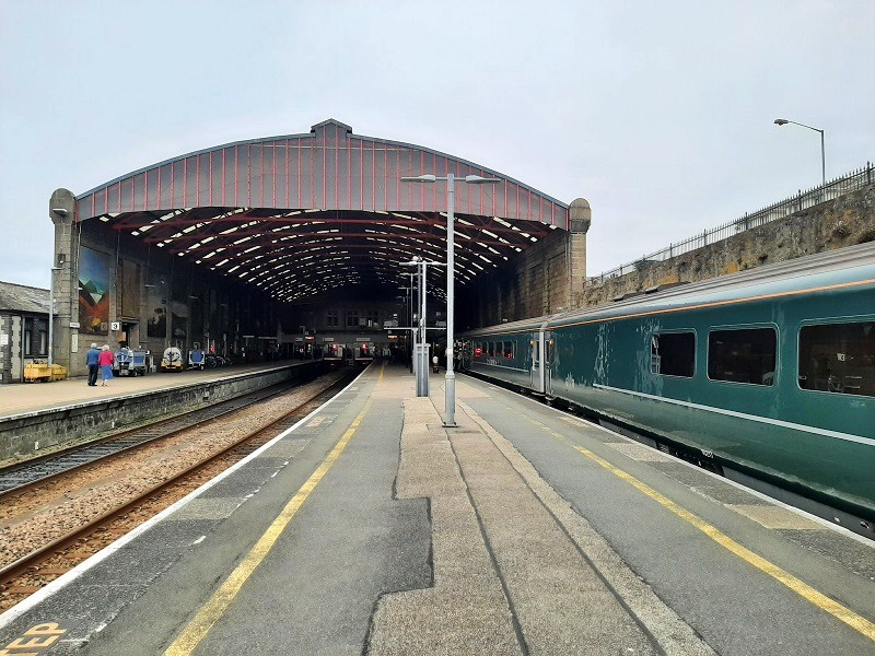 night riviera sleeper train penzance station cornwall