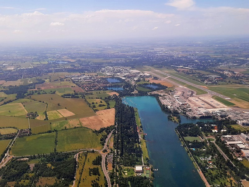 milan linate airport