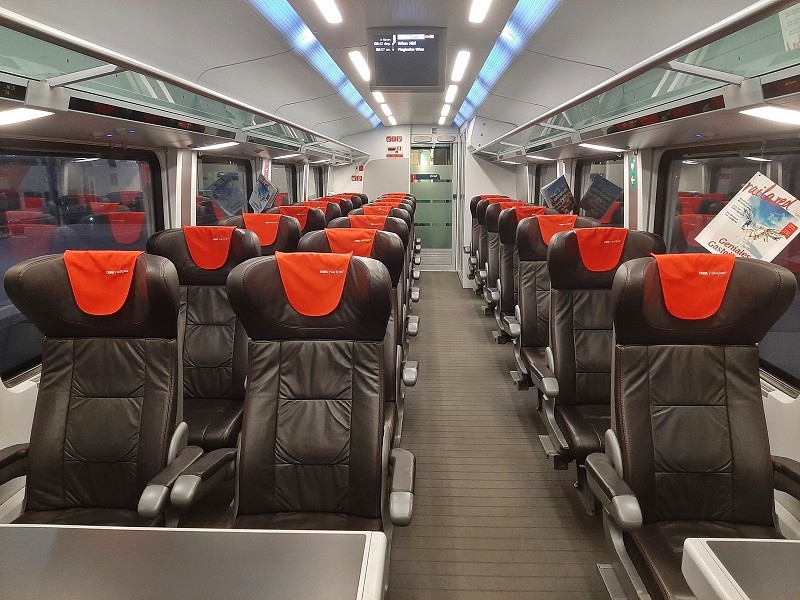 first class seats railjet