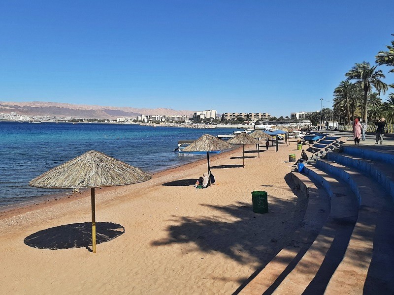 aqaba promenade public beach