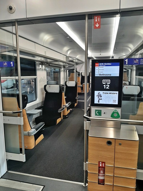 interregio train first class seating lucerne locarno bellinzona gotthard