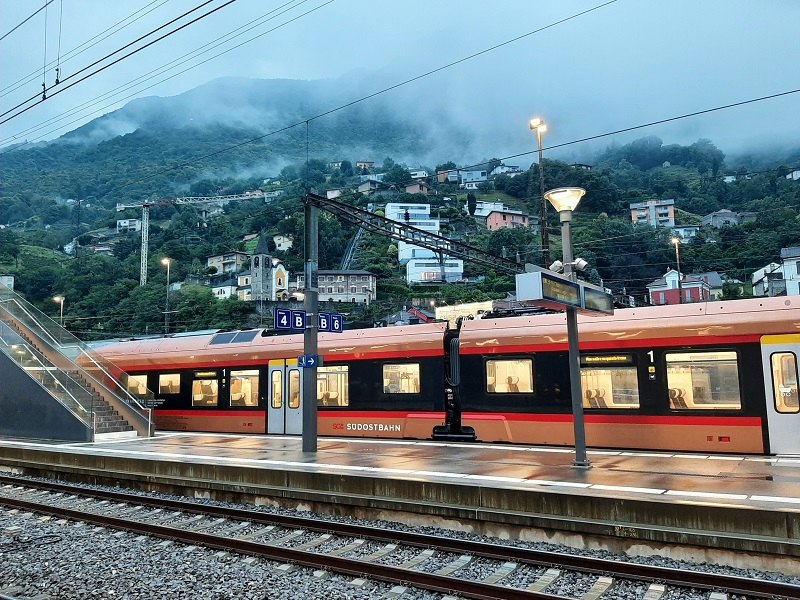 interregio train gotthard bellinzona lucerne locarno