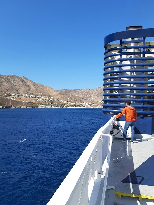 livadi serifos arrival speedrunner ferry